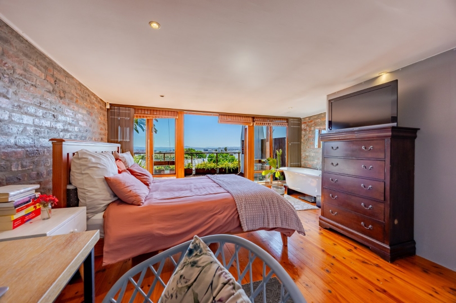 3 Bedroom Property for Sale in Woodstock Western Cape
